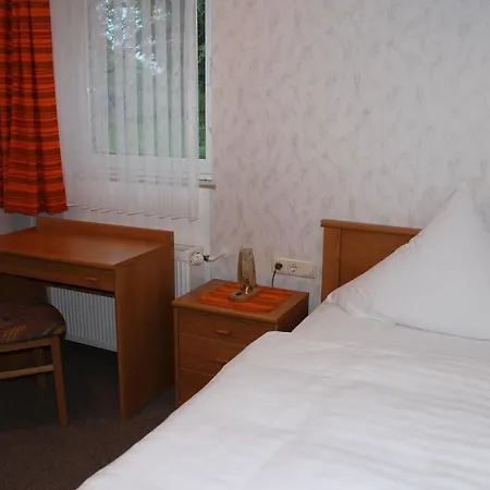 Zum Hohenstein イン